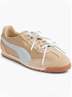 NEW PUMA Arizona Bow Sneaker  Sand Dune/ Fresh Water size 7.5 woman’s